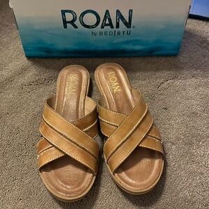 Roan Sandals